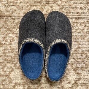 Women's L.L.Bean Wool Slipper Clog - LIKE NEW